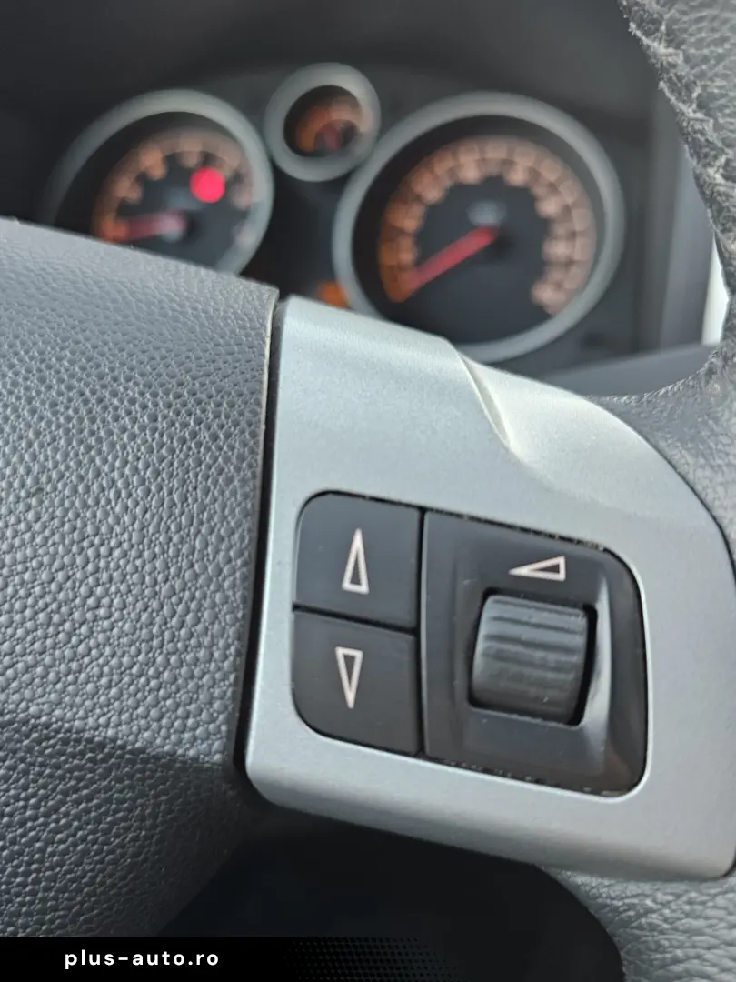 Opel Zafira 1.6 MPI 2010