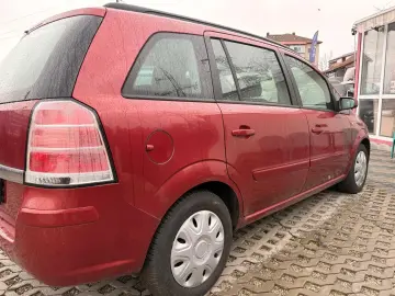 Opel Zafira 1.6 MPI 2010