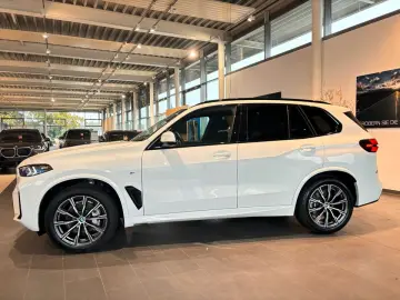BMW X5 xDrive40d M Sportpaket Innovationsp. AHK RFT