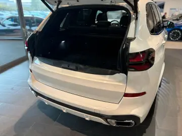 BMW X5 xDrive40d M Sportpaket Innovationsp. AHK RFT