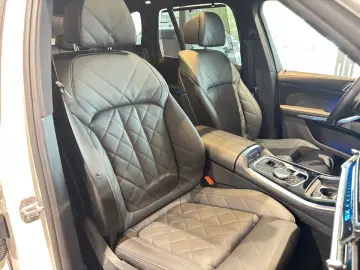 BMW X5 xDrive40d M Sportpaket Innovationsp. AHK RFT