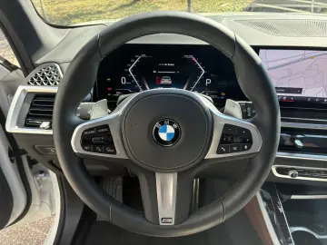 BMW X5 x40i M Sport Standh.Soft PanoD.SuView.H K.AHK