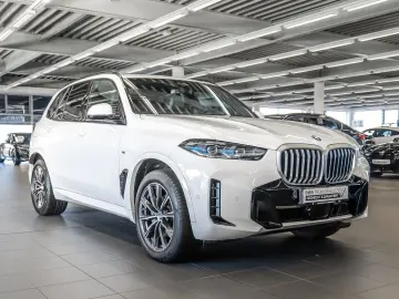 BMW X5 xDrive30d M Sport HUD 360 KAM RFK NAVI LED