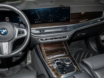 BMW X5 xDrive30d M Sport HUD 360 KAM RFK NAVI LED