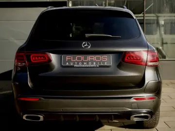 MERCEDES-BENZ GLC 300 e 4Matic AMG PANO MEMORY KAMER…
