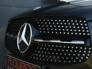 MERCEDES-BENZ GLC 300 e 4Matic AMG PANO MEMORY KAMER…