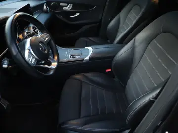 MERCEDES-BENZ GLC 300 e 4Matic AMG PANO MEMORY KAMER…