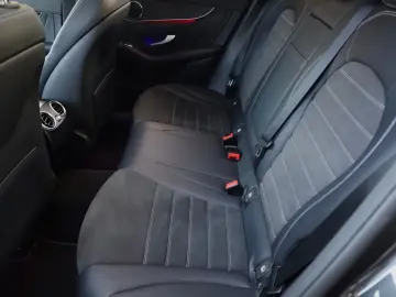 MERCEDES-BENZ GLC 300 e 4Matic AMG PANO MEMORY KAMER…
