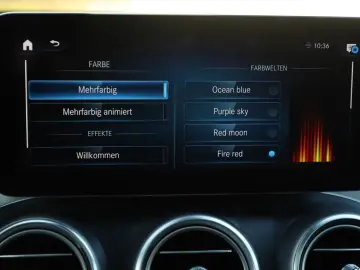 MERCEDES-BENZ GLC 300 e 4Matic AMG PANO MEMORY KAMER…