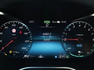 MERCEDES-BENZ GLC 300 e 4Matic AMG PANO MEMORY KAMER…