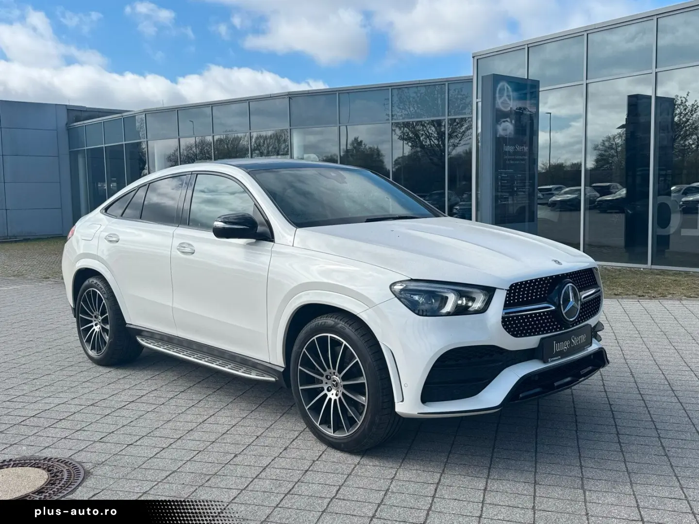 MERCEDES-BENZ GLE 350 d 4M Coupé AMG Airmatic Pano Burmester