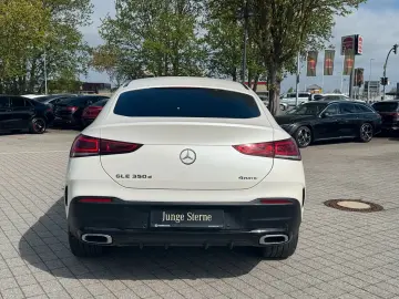 MERCEDES-BENZ GLE 350 d 4M Coupé AMG Airmatic Pano Burmester