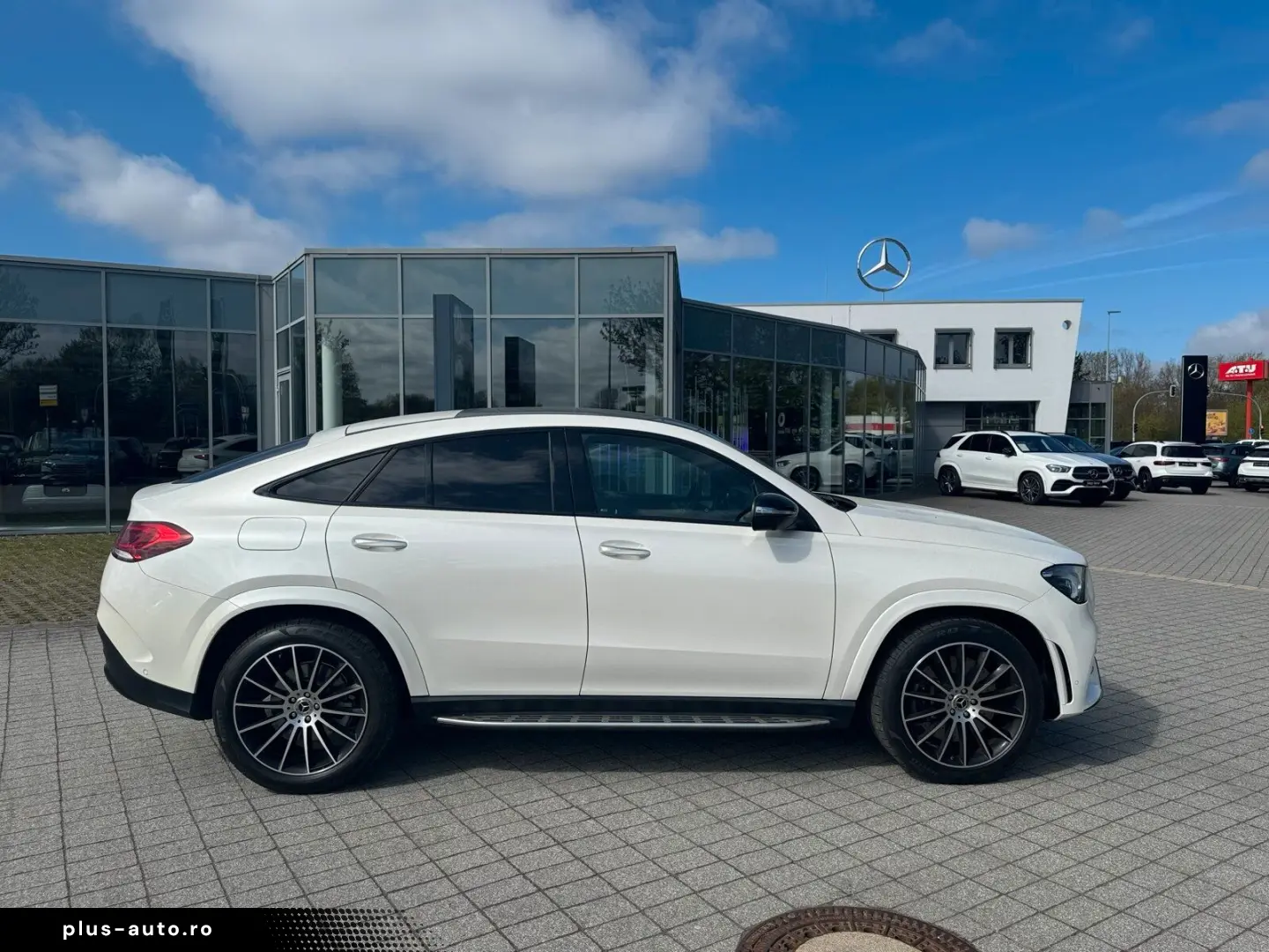 MERCEDES-BENZ GLE 350 d 4M Coupé AMG Airmatic Pano Burmester
