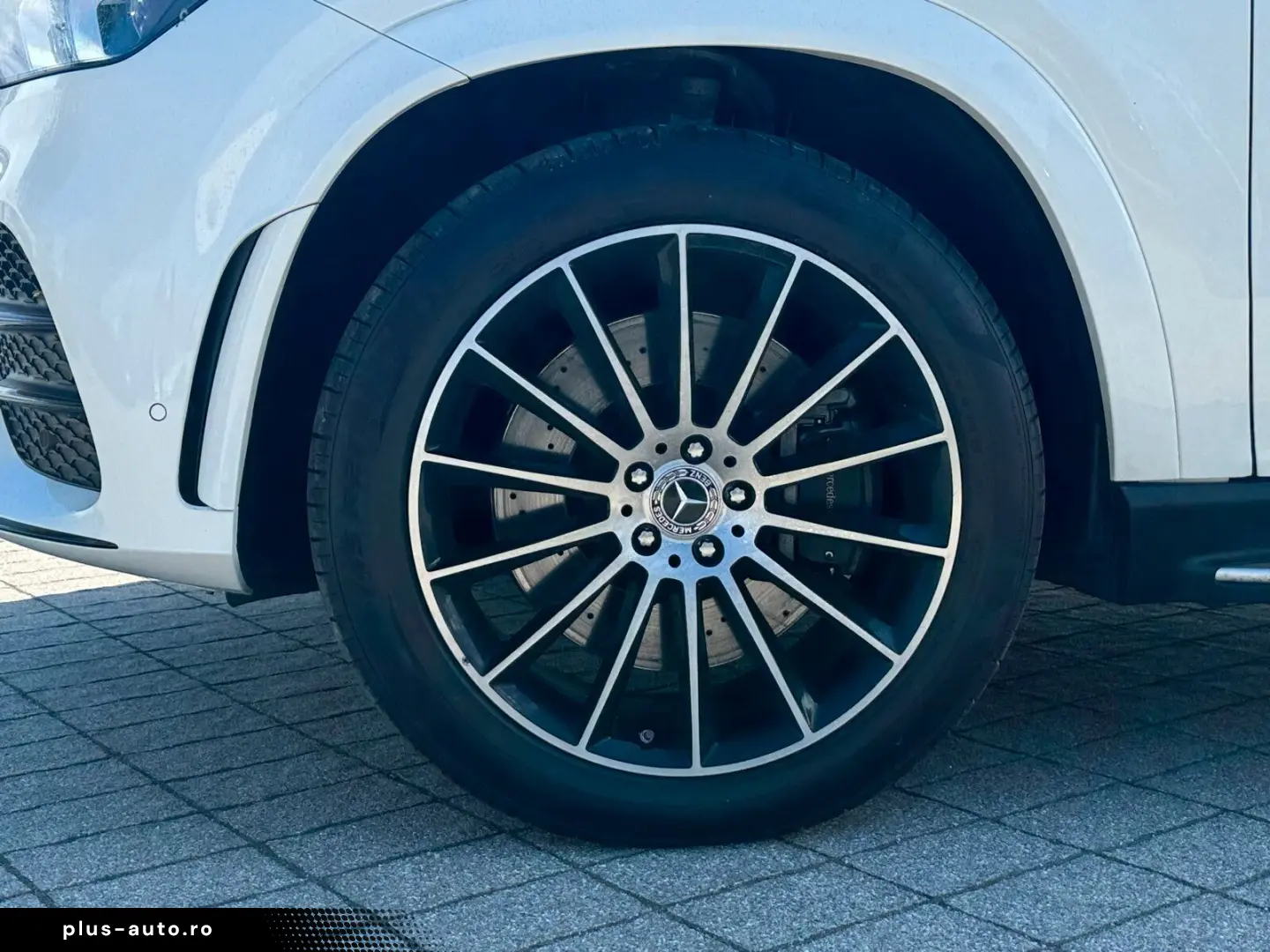 MERCEDES-BENZ GLE 350 d 4M Coupé AMG Airmatic Pano Burmester