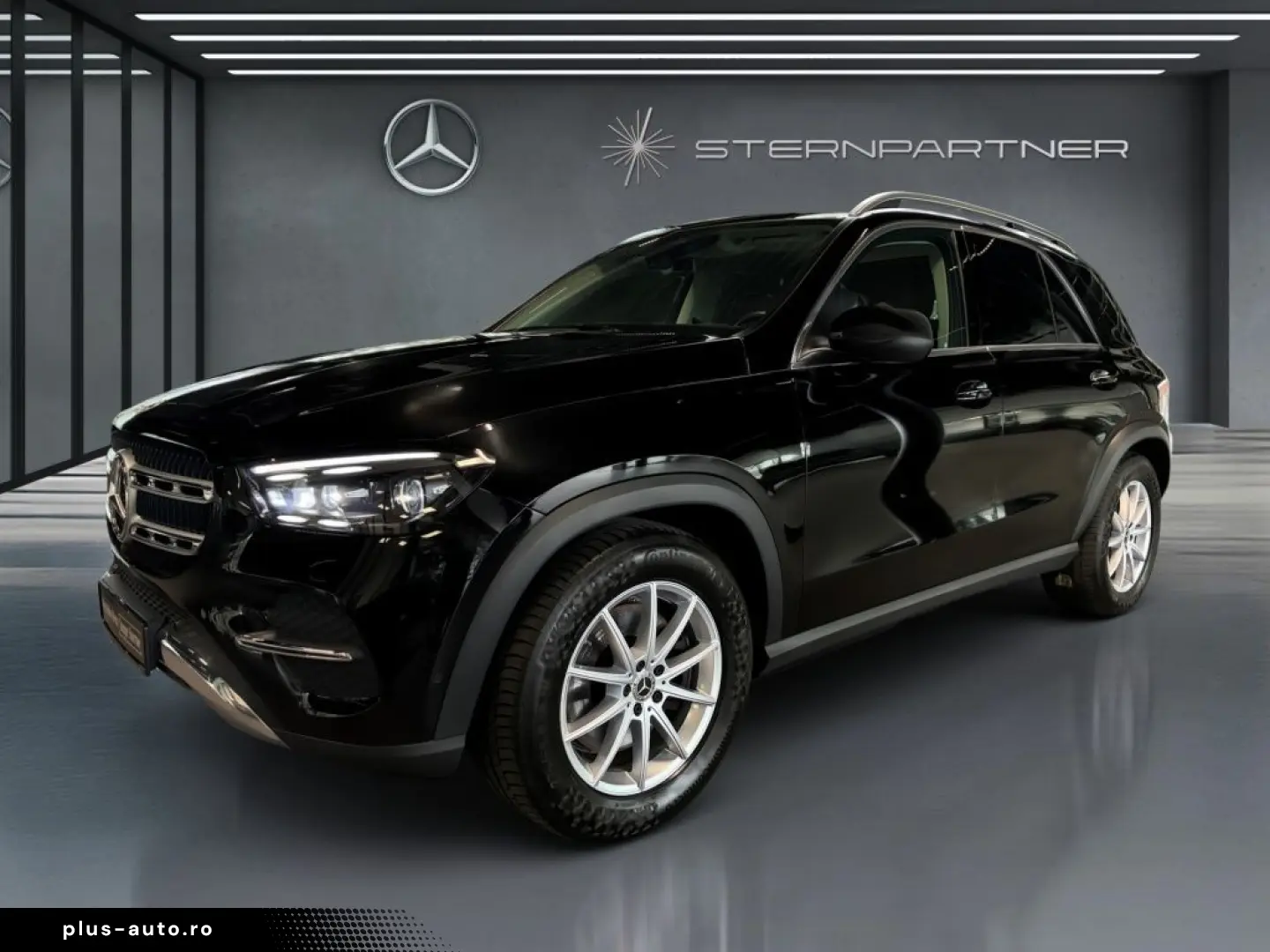MERCEDES-BENZ GLE 350 de 4M MBEAM BURM WIDE AMBIE AHK PANO