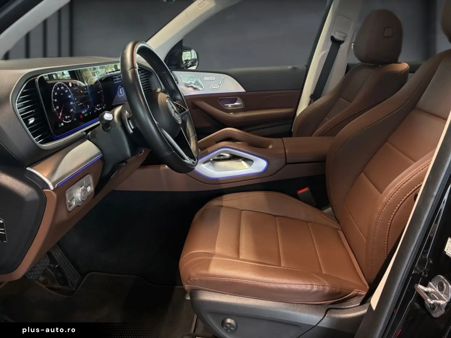 MERCEDES-BENZ GLE 350 de 4M MBEAM BURM WIDE AMBIE AHK PANO