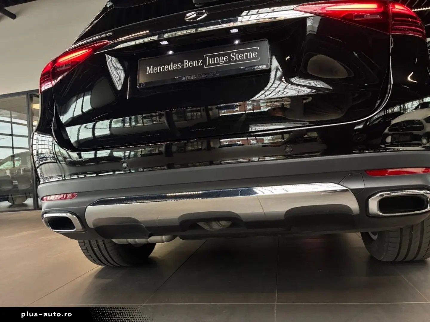 MERCEDES-BENZ GLE 350 de 4M MBEAM BURM WIDE AMBIE AHK PANO