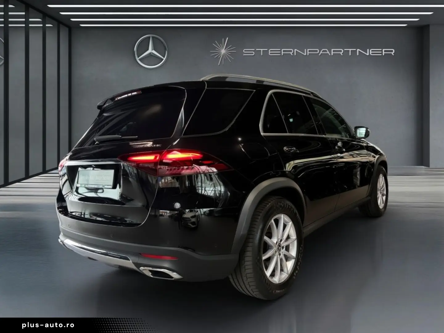MERCEDES-BENZ GLE 350 de 4M MBEAM BURM WIDE AMBIE AHK PANO