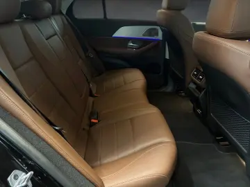 MERCEDES-BENZ GLE 350 de 4M MBEAM BURM WIDE AMBIE AHK PANO