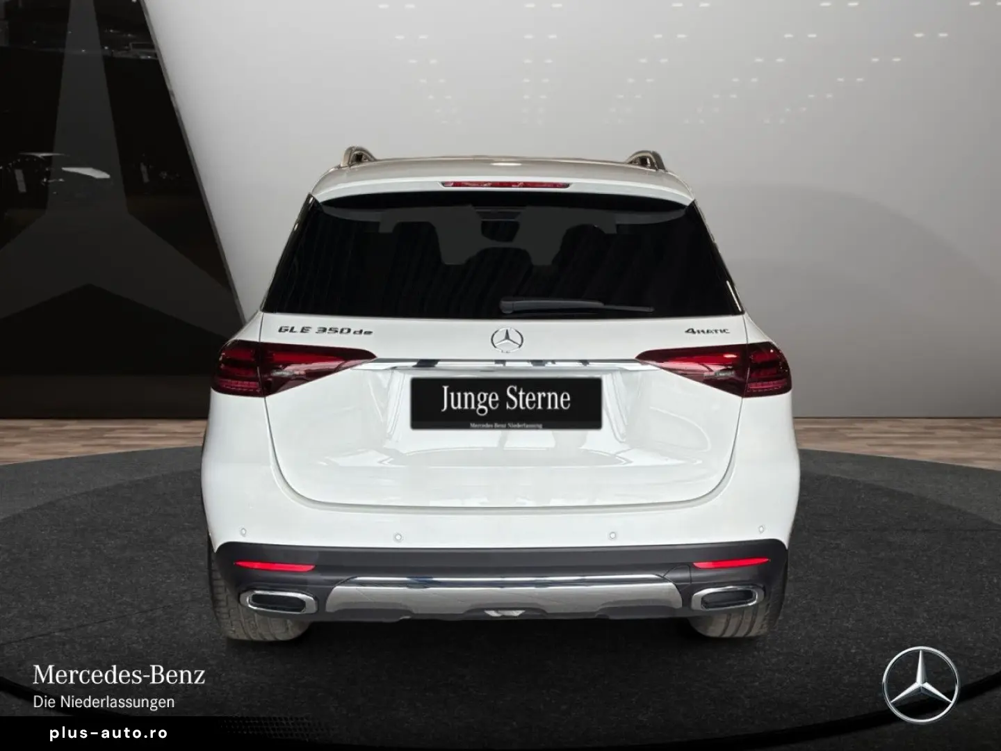 MERCEDES-BENZ GLE 350 de 4M Advanced Pano AHK Burmester 360