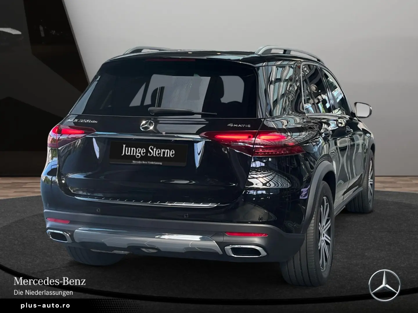 MERCEDES-BENZ GLE 350 de 4M Advanced Pano 20  Multibeam AHK