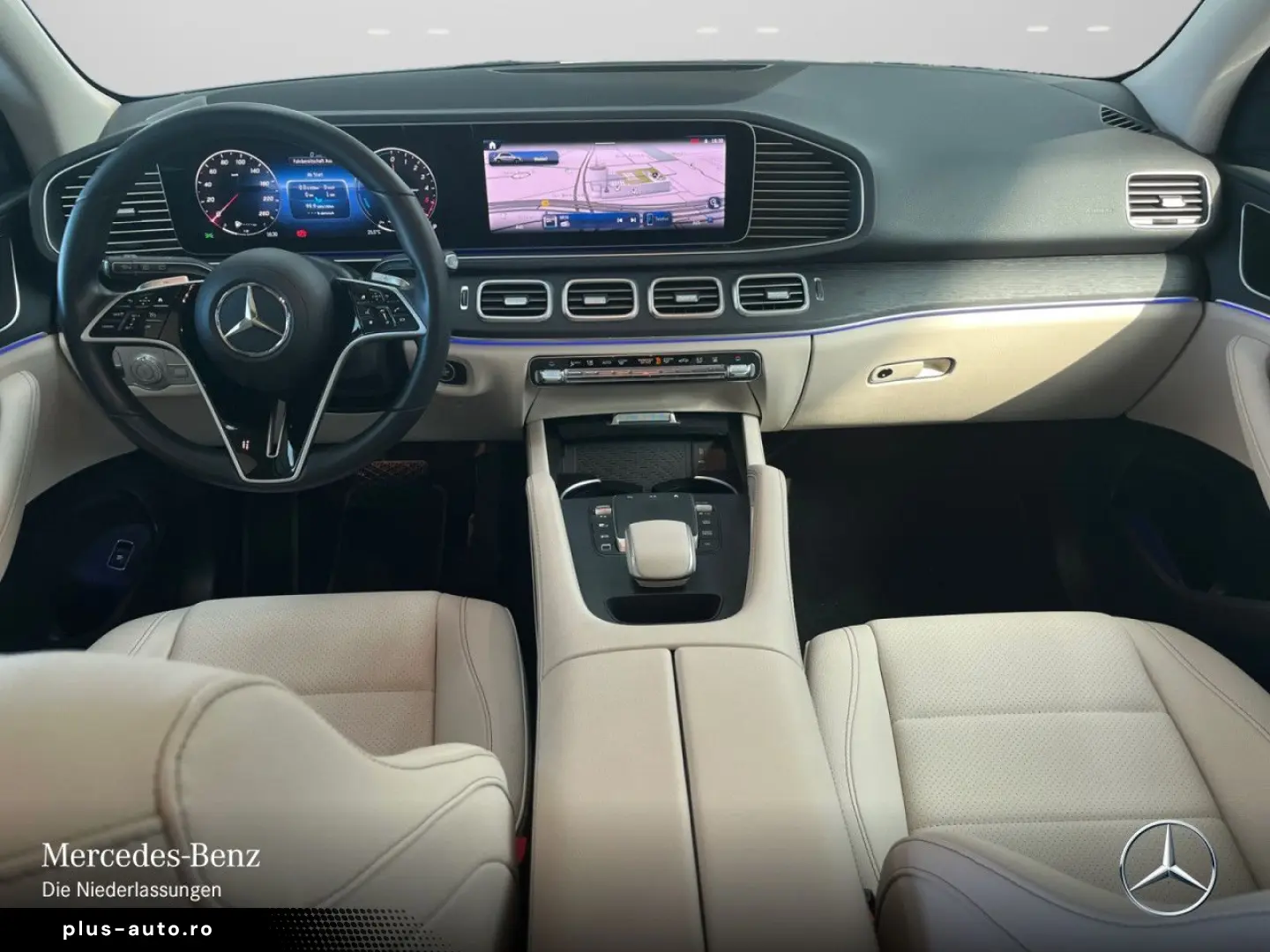 MERCEDES-BENZ GLE 350 de 4M Advanced Pano 20  Multibeam AHK