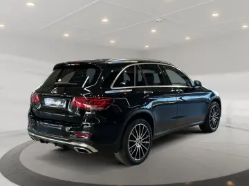 MERCEDES-BENZ GLC 300 4matic AMG AMG MBUX Fahrassist…