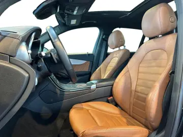 MERCEDES-BENZ GLC 300 4matic AMG AMG MBUX Fahrassist…