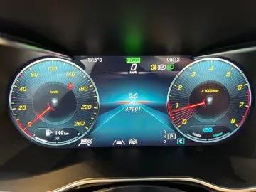 MERCEDES-BENZ GLC 300 4matic AMG AMG MBUX Fahrassist…