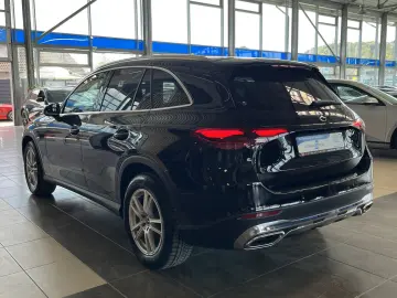 MERCEDES-BENZ GLC 200 4Matic ACC LED SHZ PDC AHK R.Cam Navi