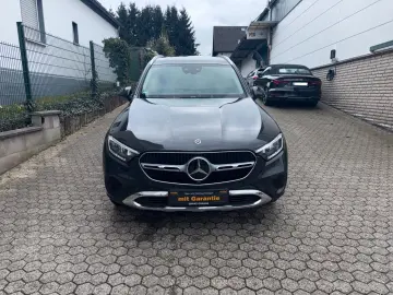 MERCEDES-BENZ GLC 220 GLC GLC 220 d 4Matic Sport paket