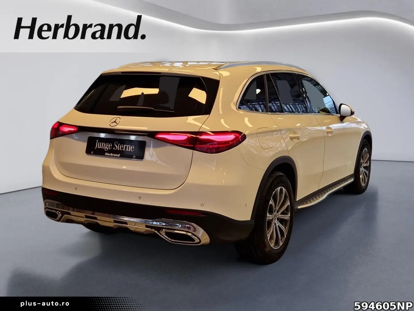 MERCEDES-BENZ GLC 220 d 4M Avantgarde  Pano AHK LED &hellip;