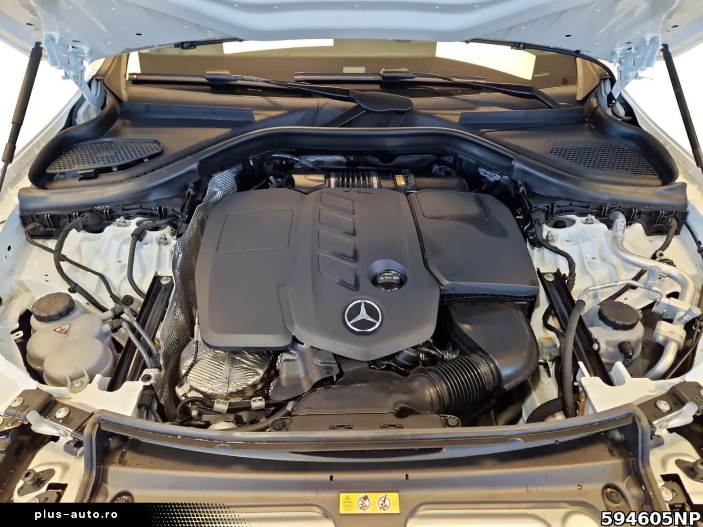 MERCEDES-BENZ GLC 220 d 4M Avantgarde  Pano AHK LED &hellip;