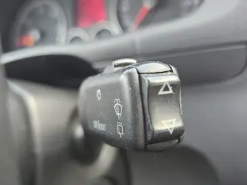 Vw Touran 2.0 TDI(un singur ax) Navigatie