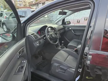 Vw Touran 2.0 TDI(un singur ax) Navigatie