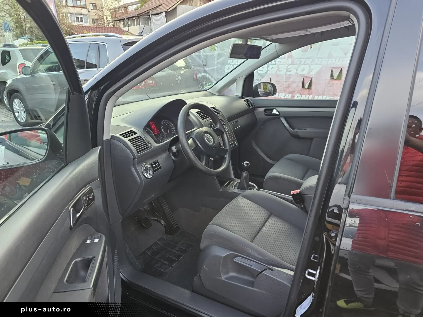 Vw Touran 2.0 TDI(un singur ax) Navigatie