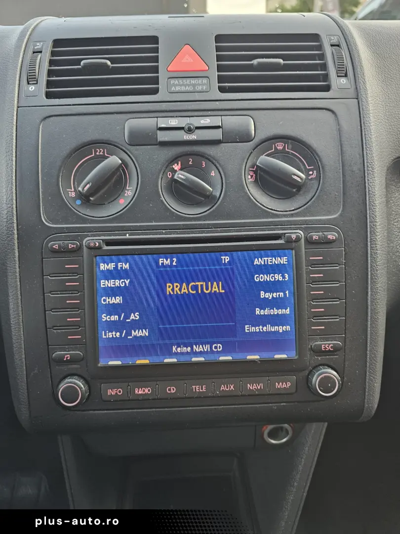Vw Touran 2.0 TDI(un singur ax) Navigatie