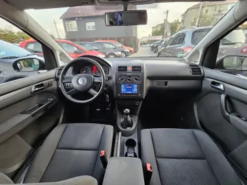 Vw Touran 2.0 TDI(un singur ax) Navigatie