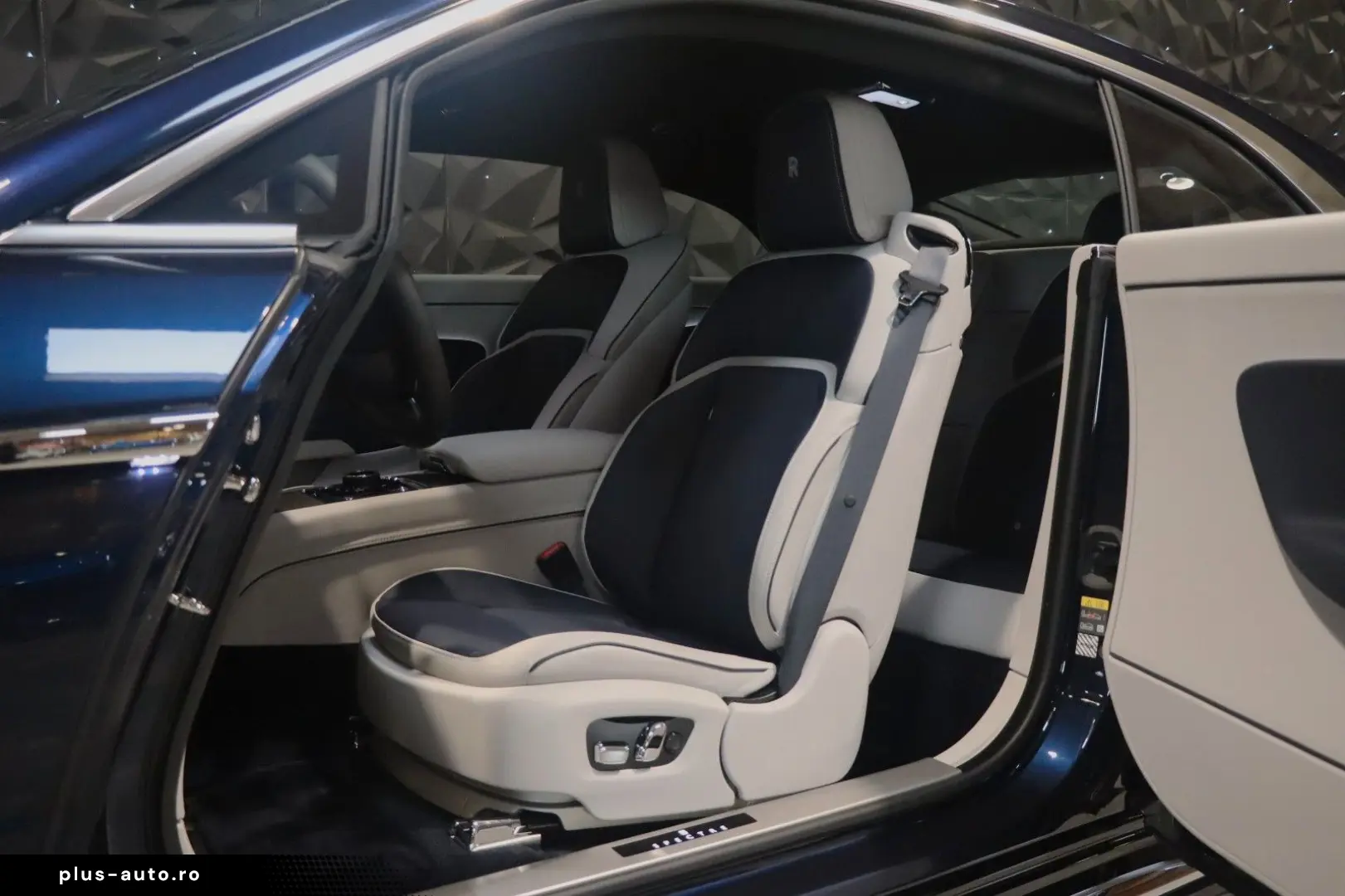 ROLLS ROYCE Spectre -