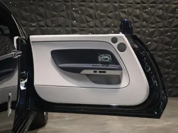 ROLLS ROYCE Spectre -