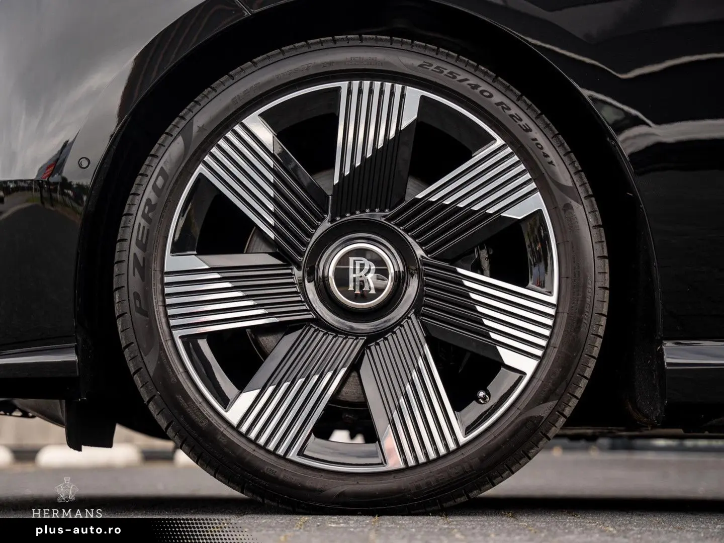 ROLLS ROYCE Spectre   Bespoke   PPF   Pinstripe   Starlight