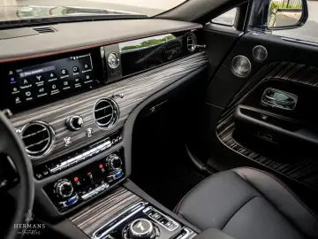 ROLLS ROYCE Spectre   Bespoke   PPF   Pinstripe   Starlight