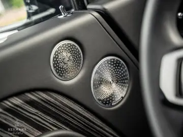 ROLLS ROYCE Spectre   Bespoke   PPF   Pinstripe   Starlight