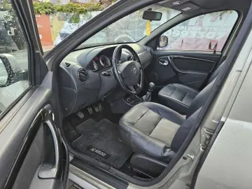 Dacia Duster Prestige 4x4 1.5dci 2011