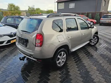 Dacia Duster Prestige 4x4 1.5dci 2011