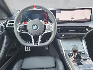 BMW M4 Competition Coupé mit M xDrive ACC 360  HeadU