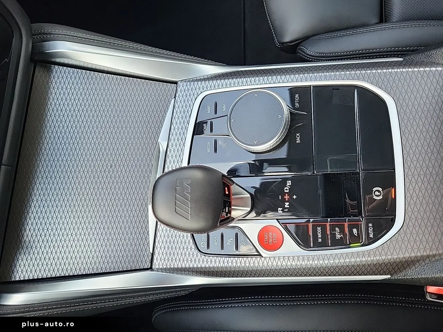 BMW M4 Competition Coupé mit M xDrive ACC 360  HeadU