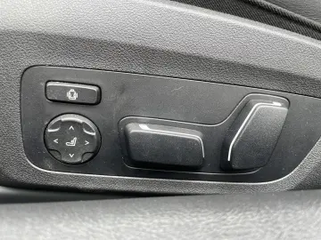 BMW M4 COMPETITION M XDR HUD AD Navi Digitales Cockp