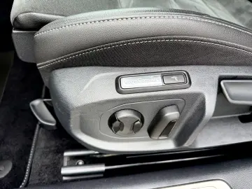 VW Arteon R line 2.0 TSI DSG 4Motion  LED ACC CAM