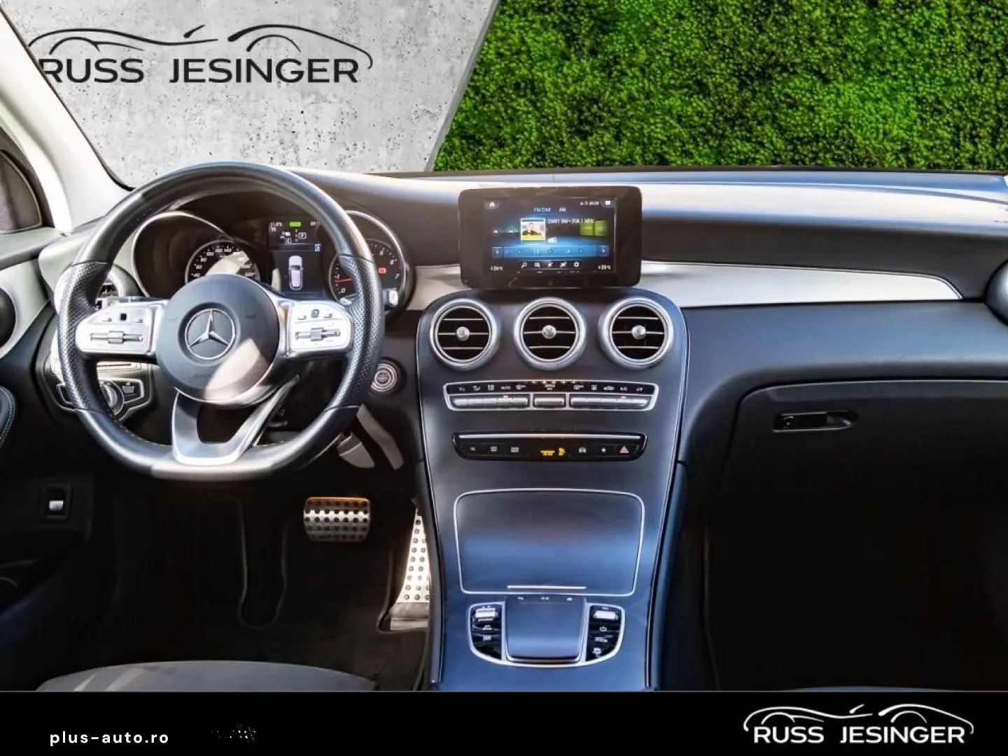 MERCEDES-BENZ GLC 300 e 4M AMG Line  LED MBUX Cam MBUX